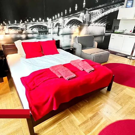 Little Americas Hillside Apartment Budapest